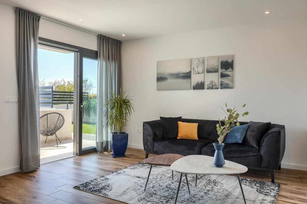 Belvedere Holidays Novigrad  Bagian luar foto