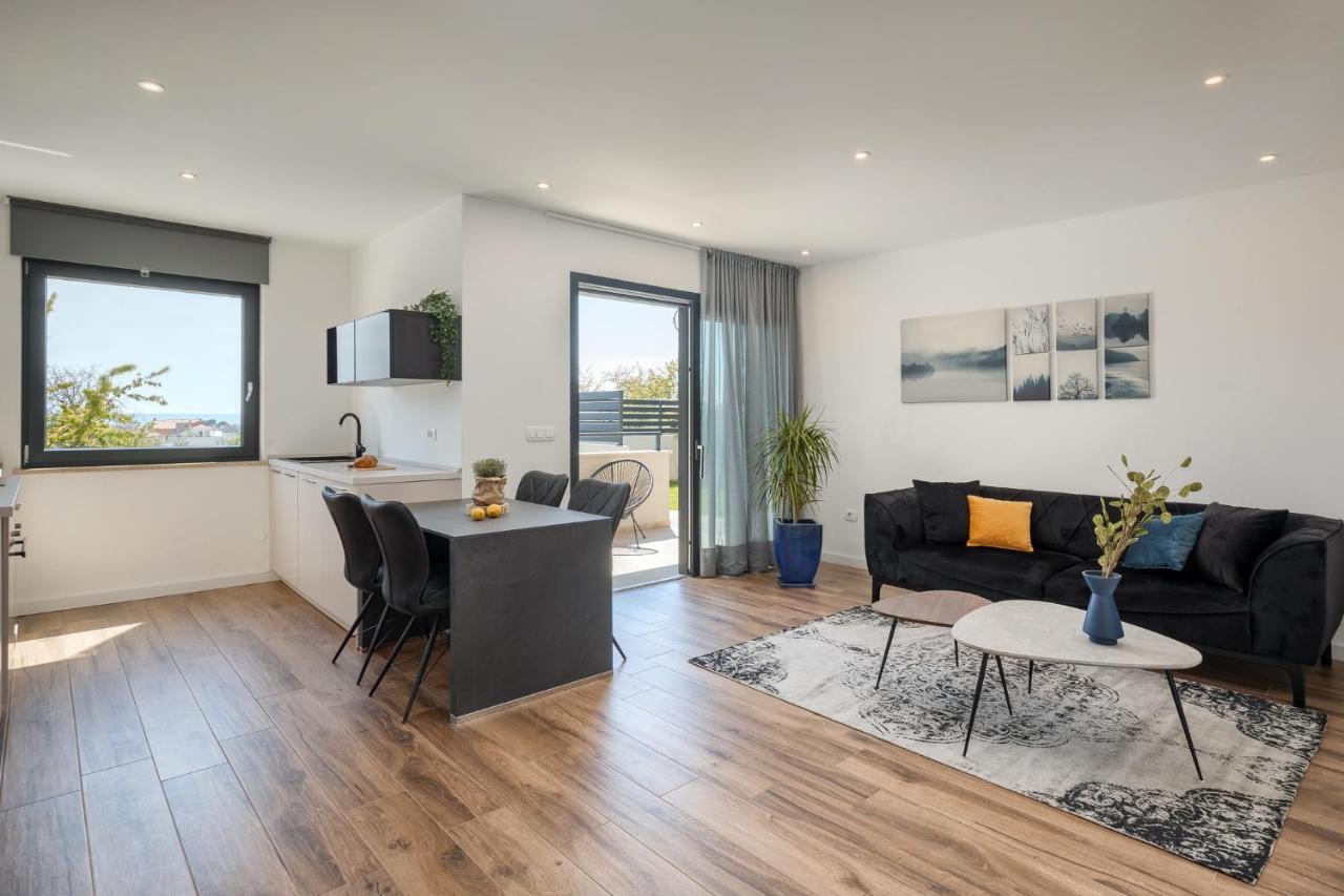 Belvedere Holidays Novigrad  Bagian luar foto