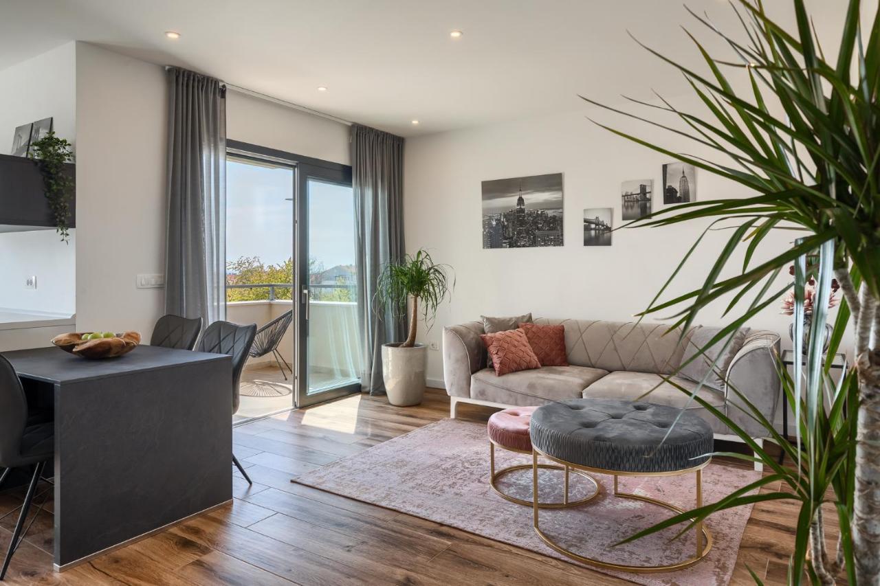 Belvedere Holidays Novigrad  Bagian luar foto